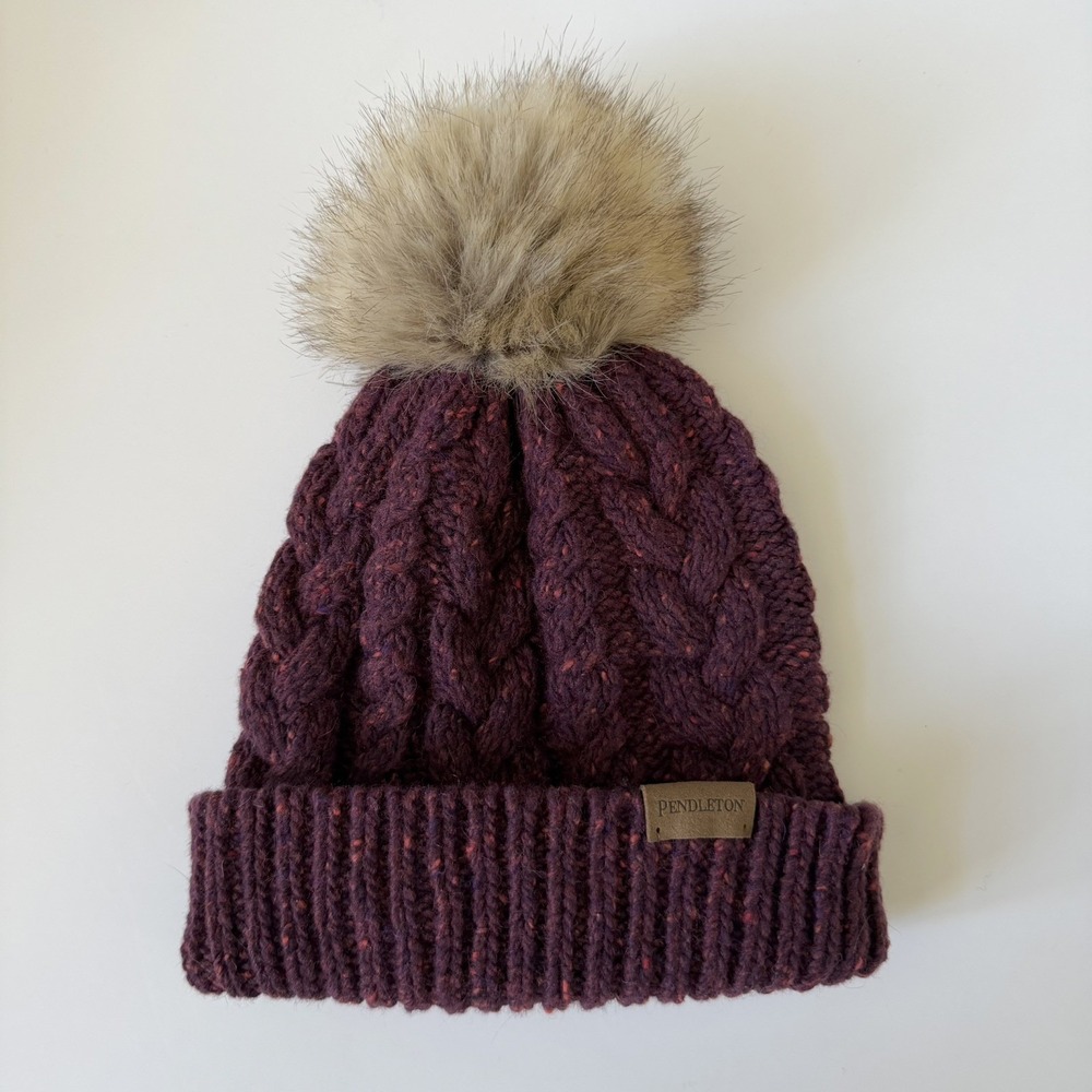 Pendleton Beanie Wool Blend Womens Merlot Red One Size Cable Knit Hat Pom